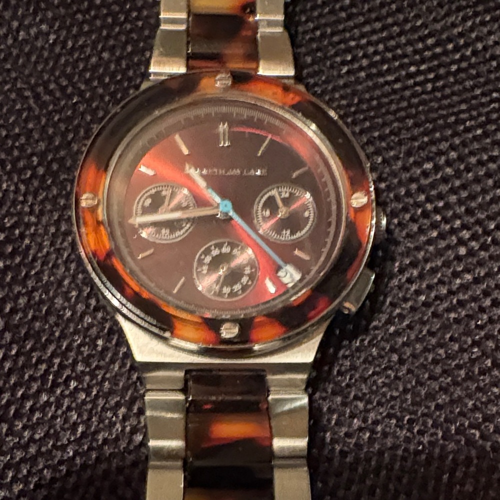 Ladies watch Kenneth lane excellent condition with extra to size